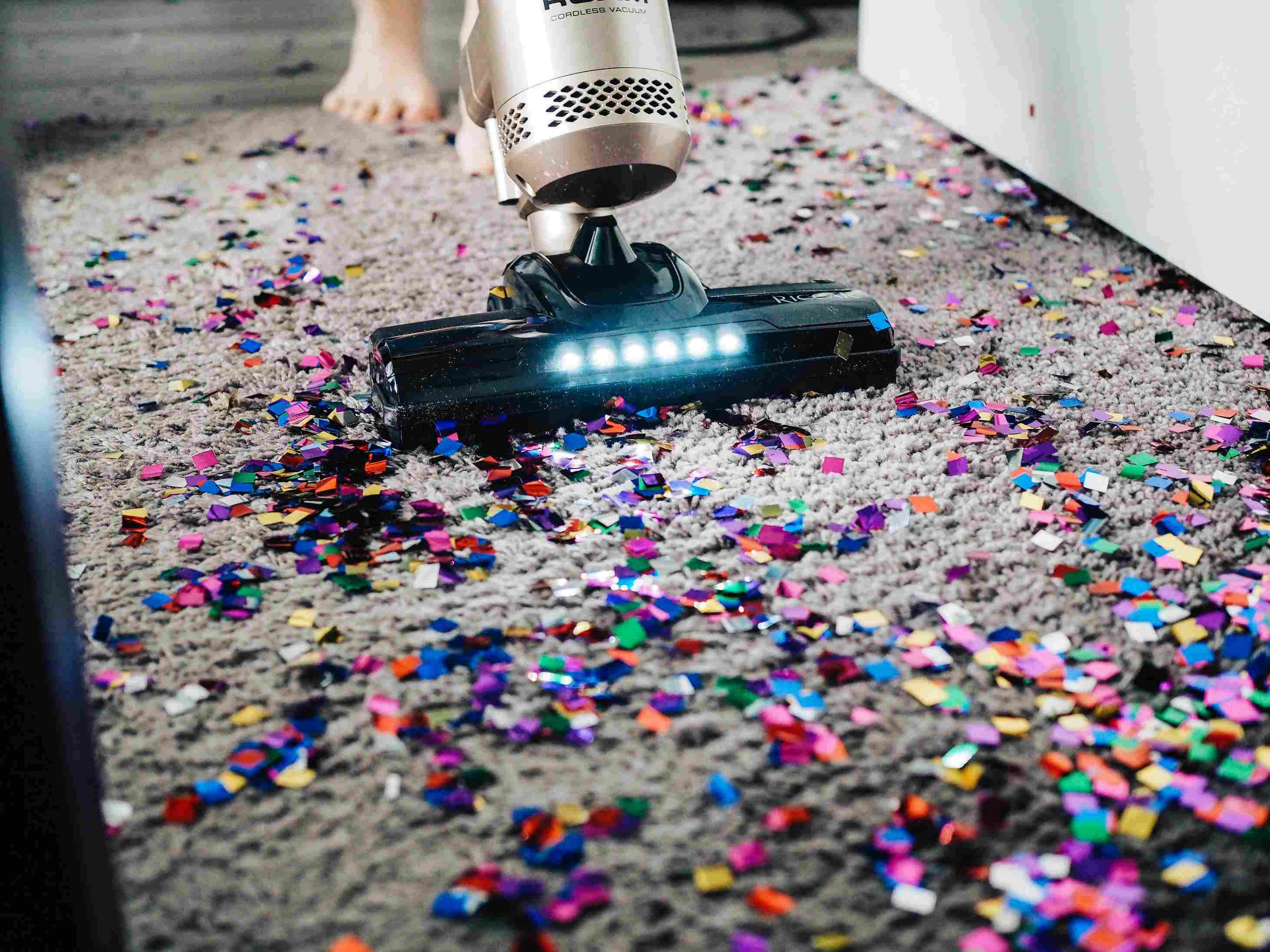 Deep cleaning — thorough vacuuming of carpets